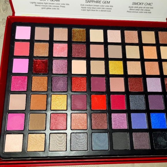 Luxe Crème Eyeshadow Palette - Multicolor - Picture 3 of 5